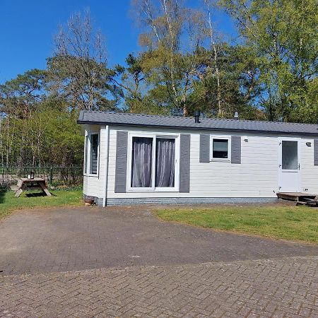 Ruim En Gezellig Chalet Voor 2 Personen Op De Veluwe Recreatiepark De Oude Driest Putten Eksteriør bilde
